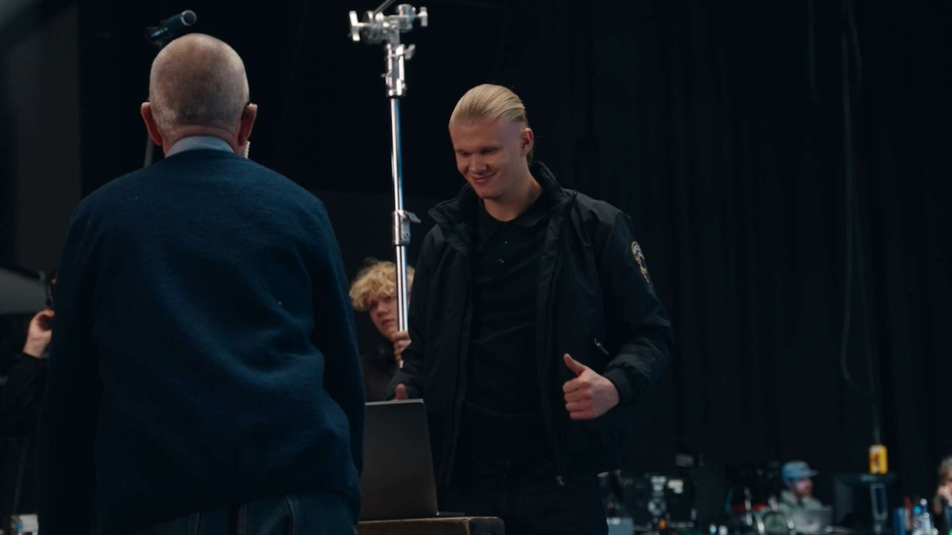 為觀眾貢獻 為觀眾貢獻