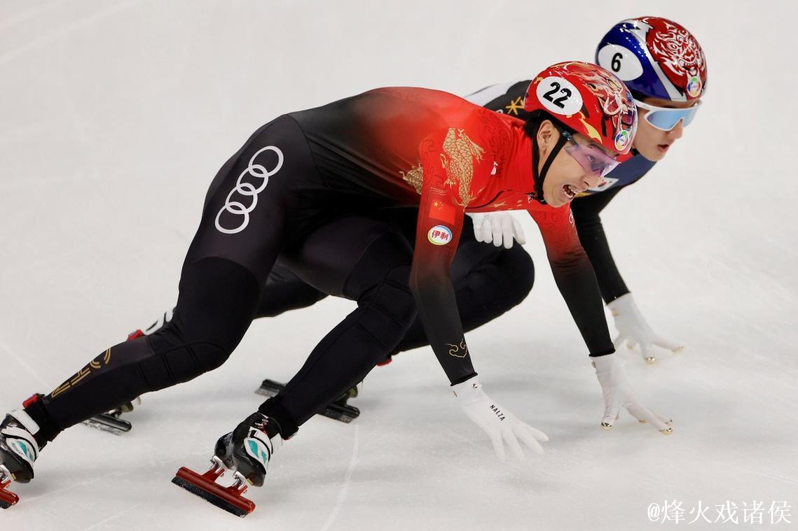 短道速滑世界杯男子5000米接力 中国队夺得银牌